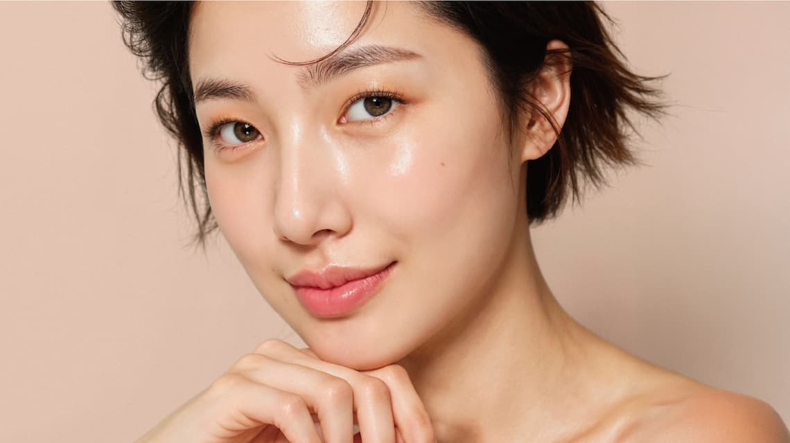 佳思優診所的非侵入式的電音雙波拉提，是新一年的醫美保養重點，讓人找回青春又不失去自我。