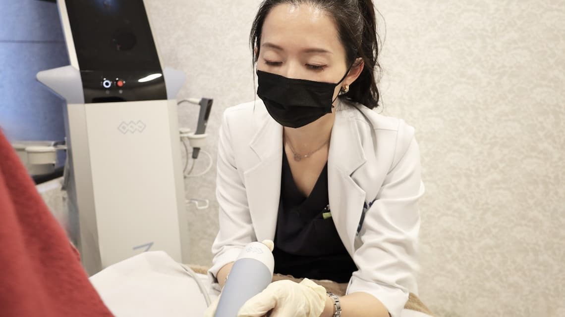 方颖涵医师推荐女性私密保养，透过私密电波（闺蜜电波）提升自信与健康状态。