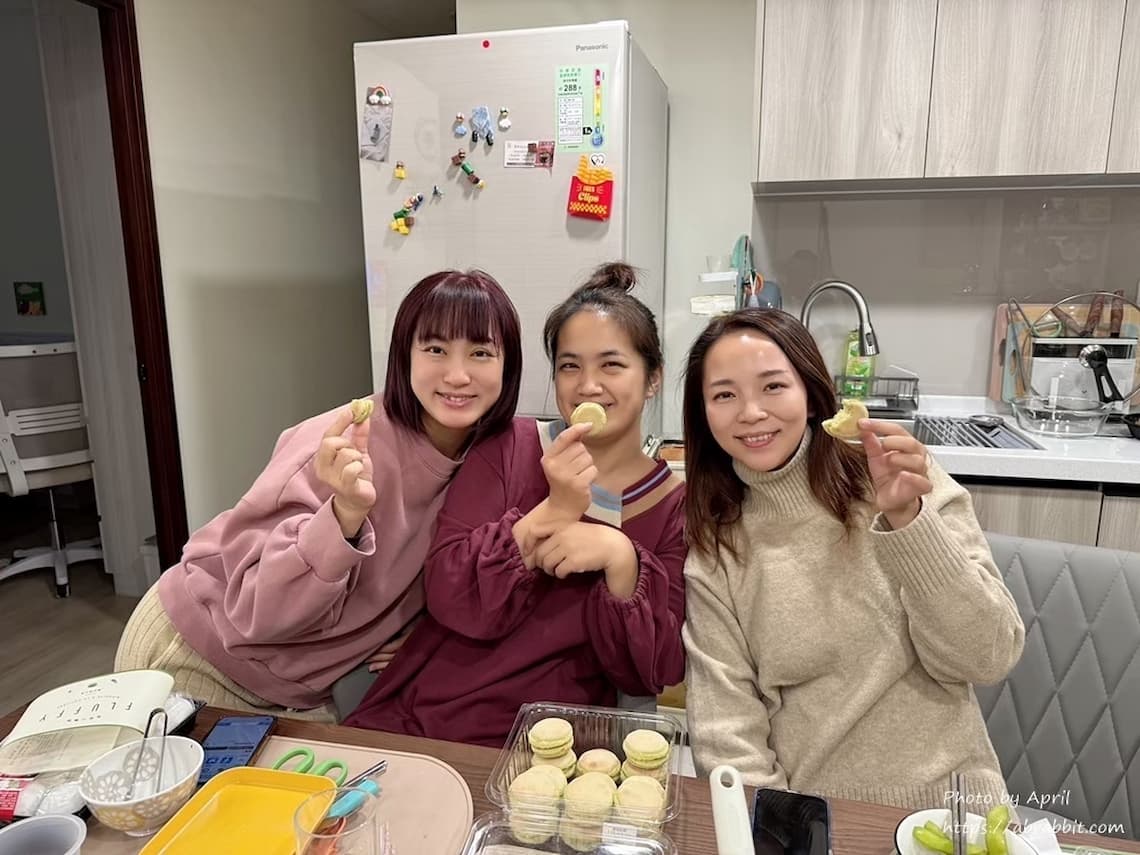 在台中醫美-佳思優診所TargetCool疼就酷-無針水光療程後的肌膚狀況更加水嫩透亮。
