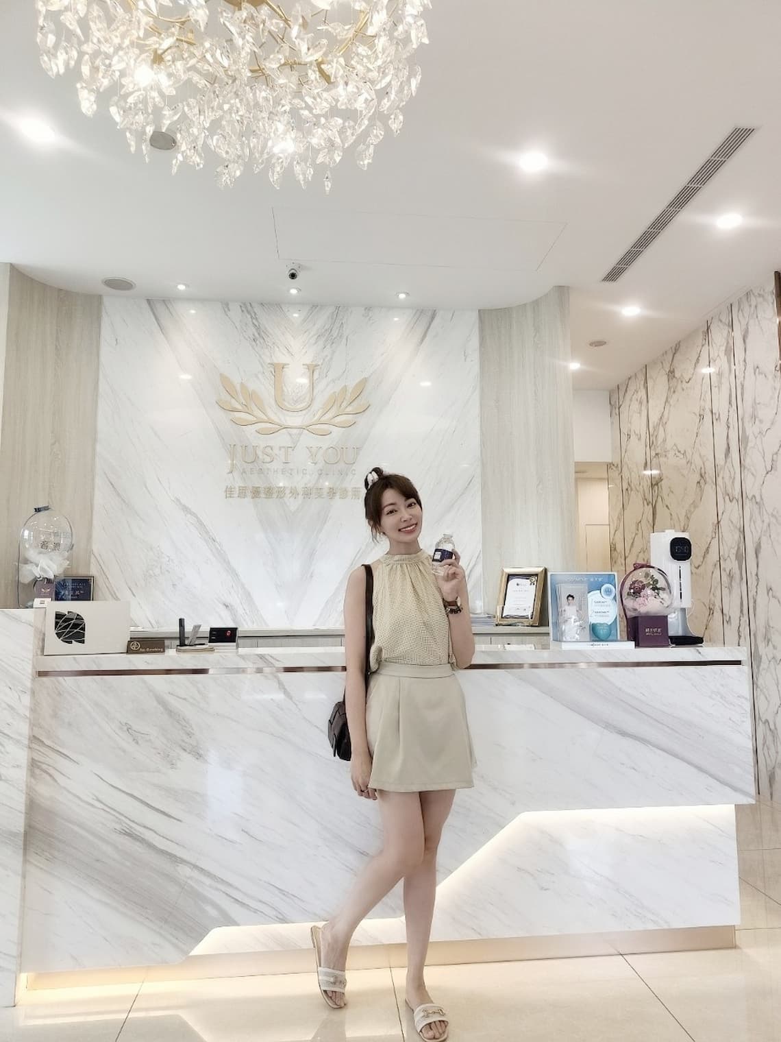 在台中醫美診所佳思優施打完玻尿酸一個月會回診，非常自然好看。