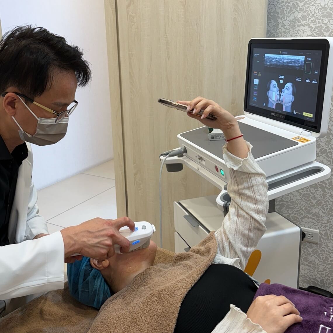 美音二代-佳思优简睿宏医师治疗