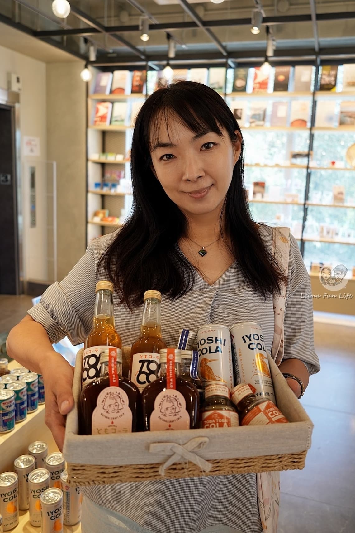 台中佳思優診所施打海芙音波與海芙電波術後效果明顯，臉明顯變緊變小。